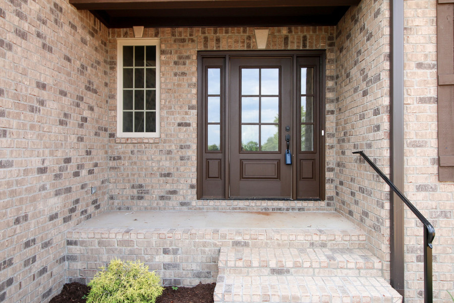 outdoor front entrance